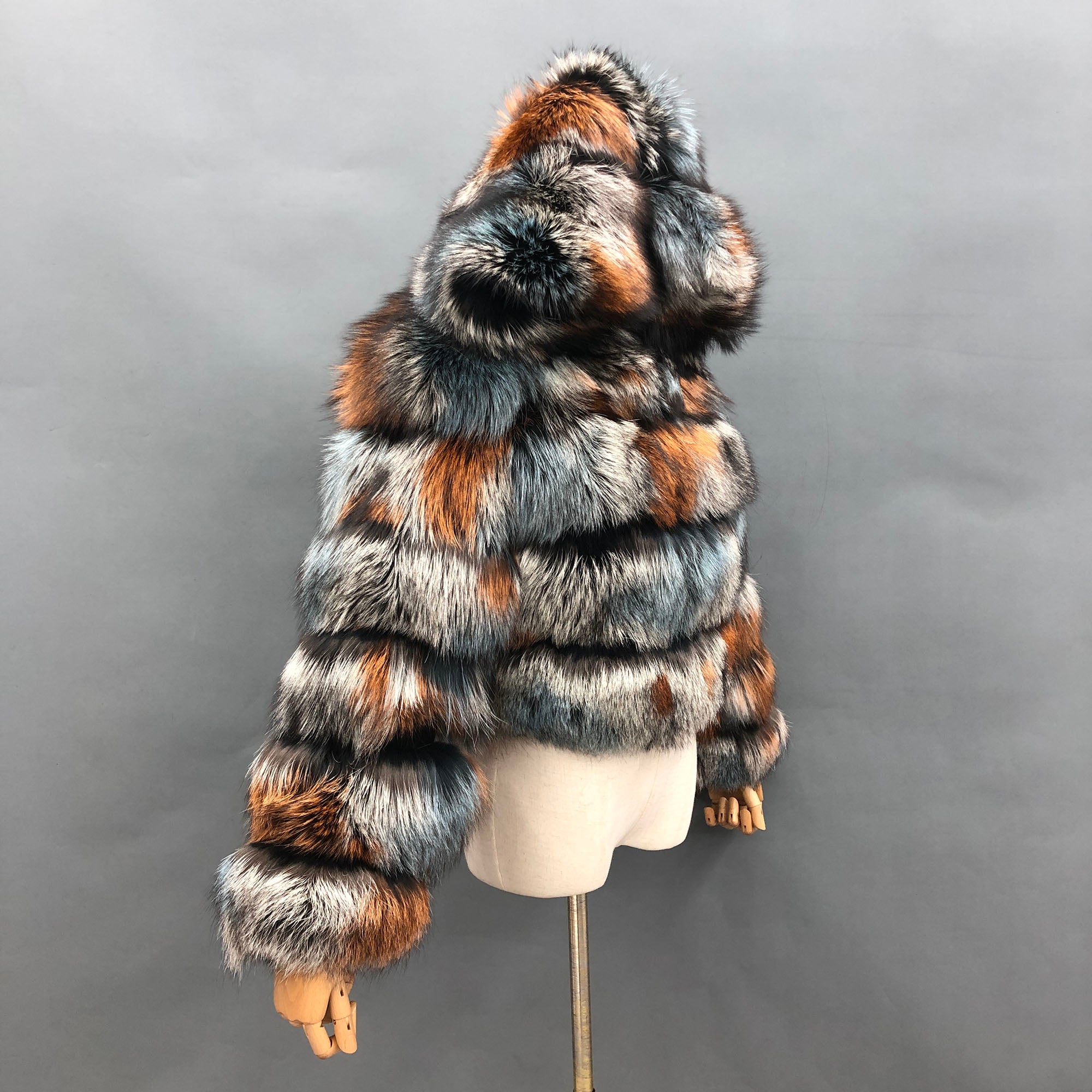 Women's Real Silver Fox Fur Hooded Cropped Jacket - Bar Setting