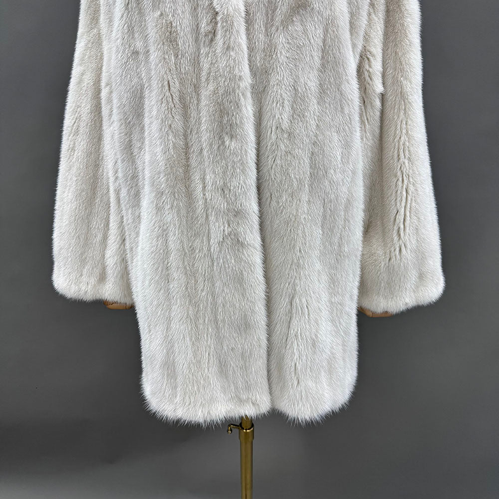 Women's Real Mink Fur V-Neck Coat - Natural White - Hem Detail